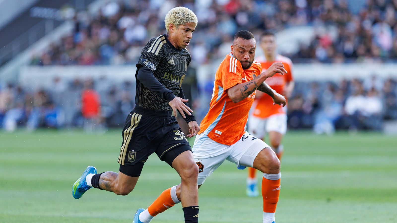 David Martínez #30 of LAFC attacks with the ball against Houston Dynamo FC