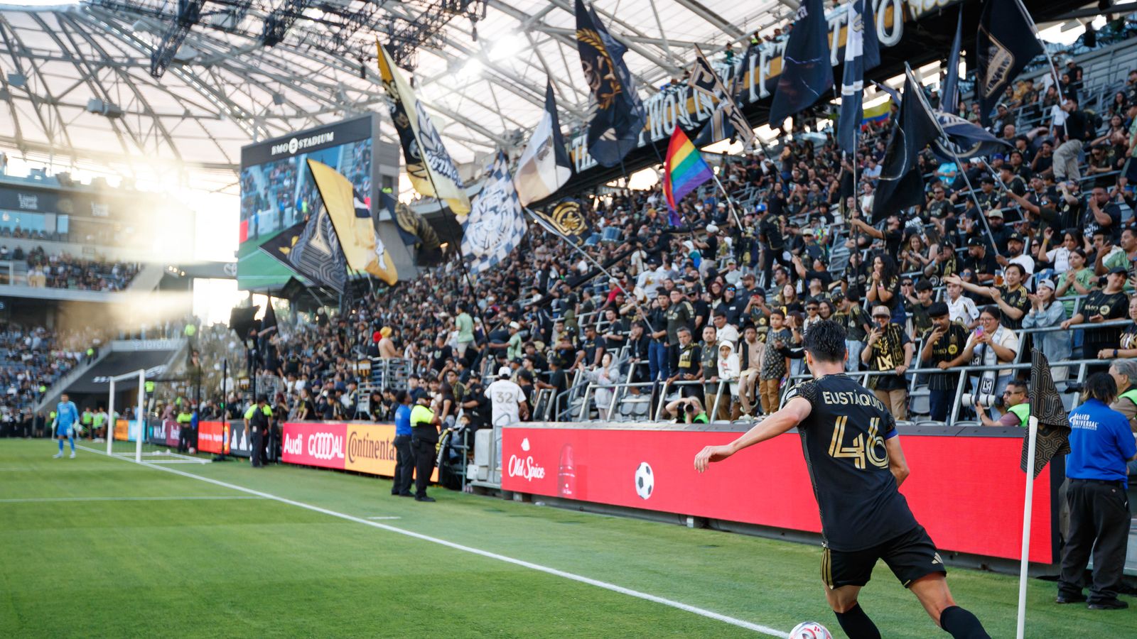 Stephen Eustáquio #46 of LAFC performs a corner kick against Houston Dynamo FC