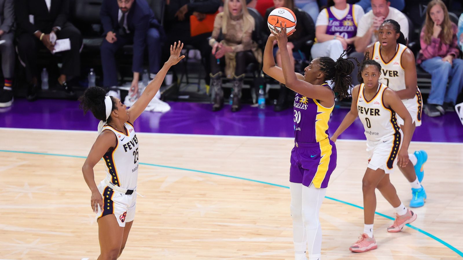 Nneka Ogwumike in action against the Fever, May 13, 2026