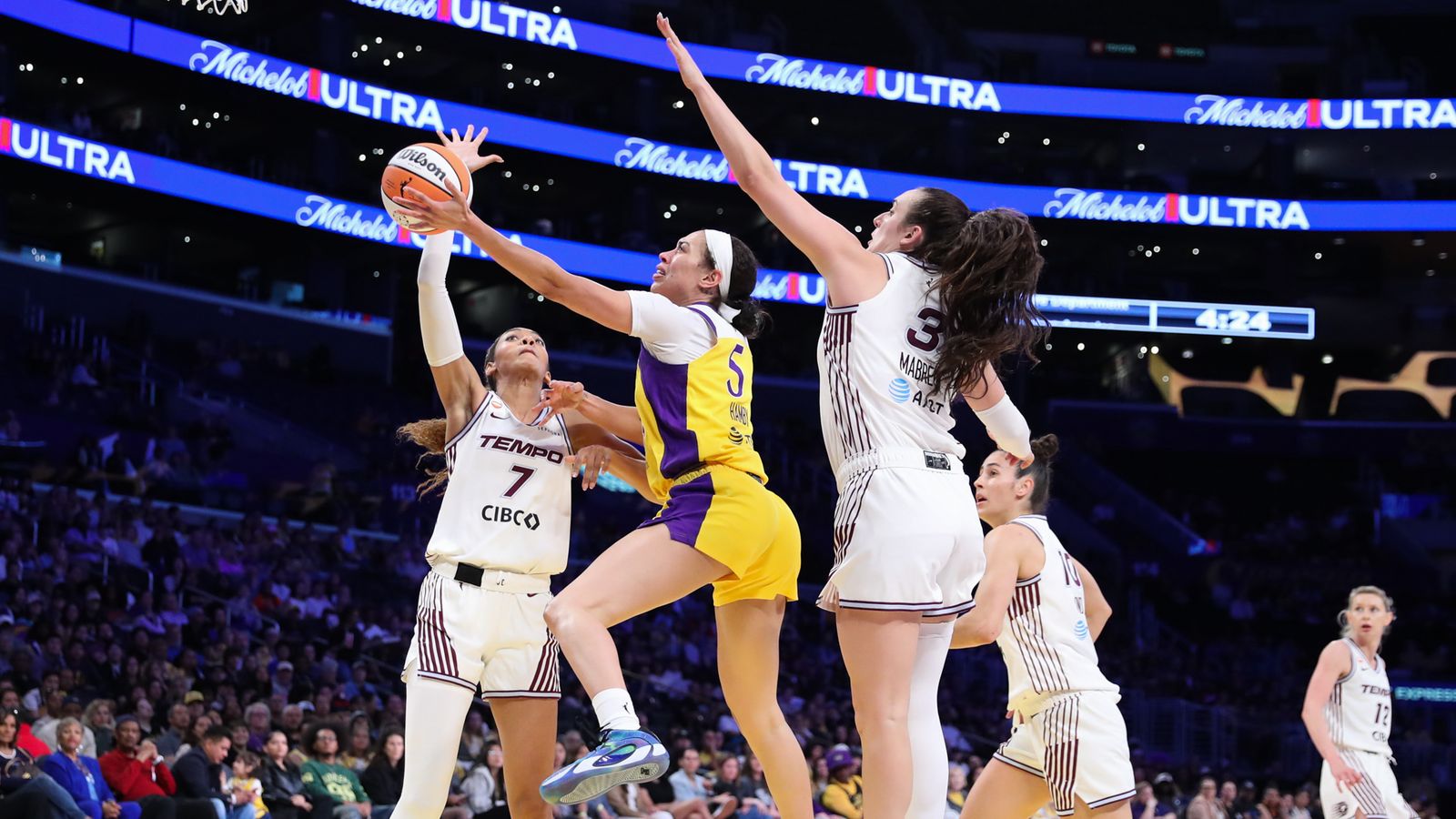 Dearica Hamby drives the lane in WNBA game vs. Toronto Tempo