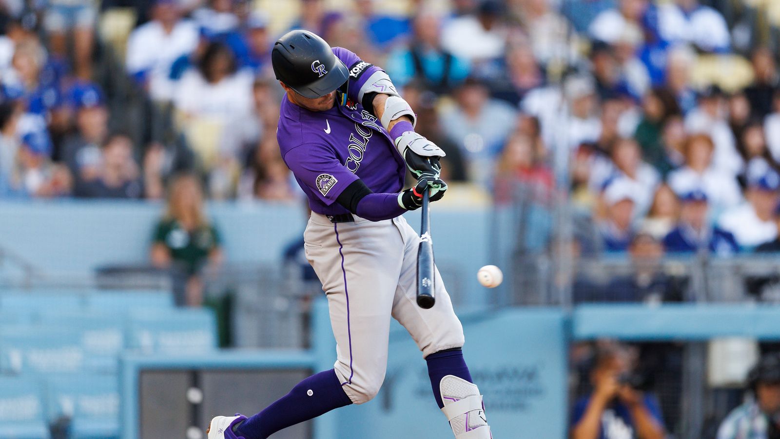 Kyle Karros hitting during the Dodgers-Rockies game
