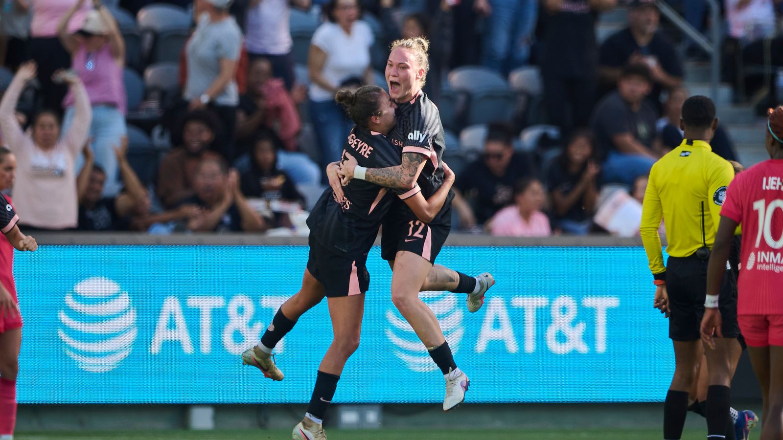 Maiara Niehues #12 celebrates scoring for Angel City FC