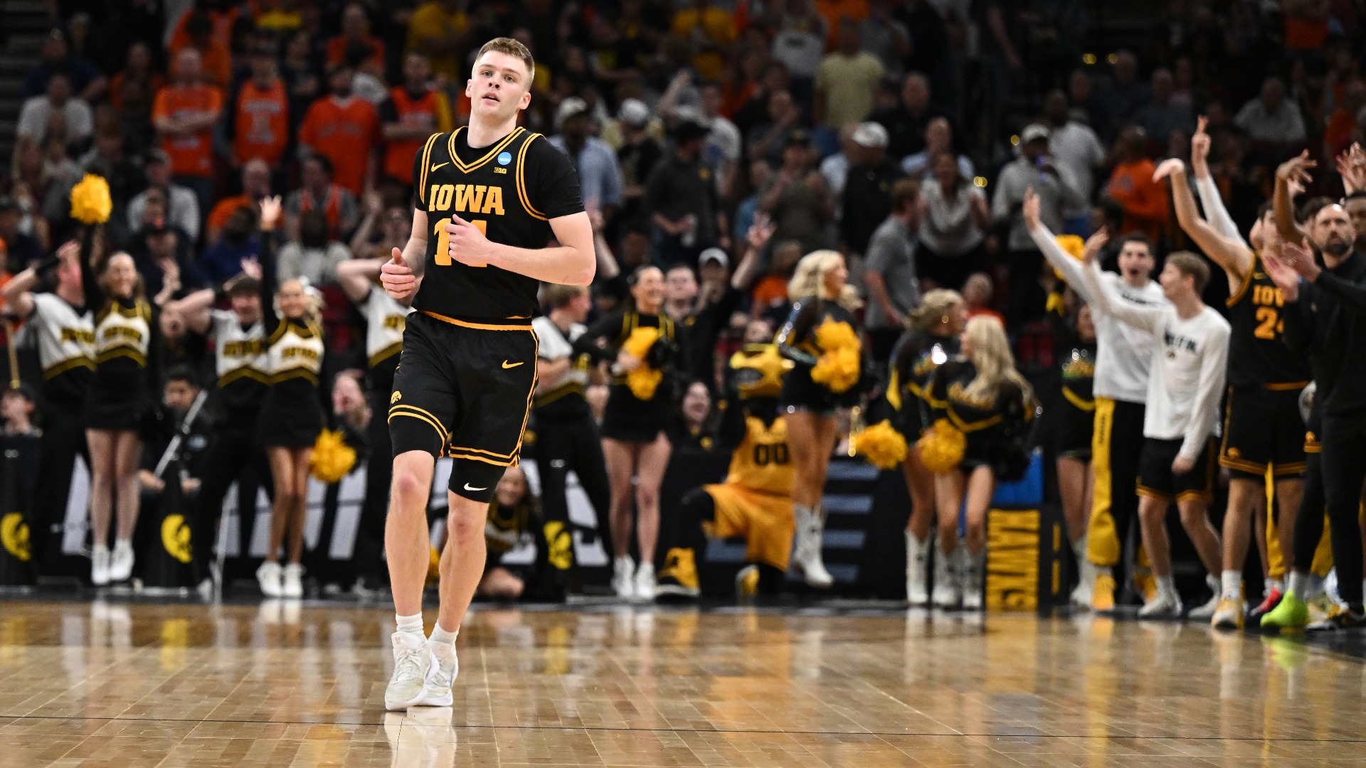 #23 Atlanta Hawks (via CLE): Bennett Stirtz