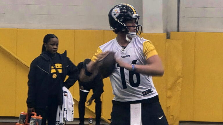 Positional Spotlights: Steelers Coaches/Coordinators: QB Coach Tom Arth