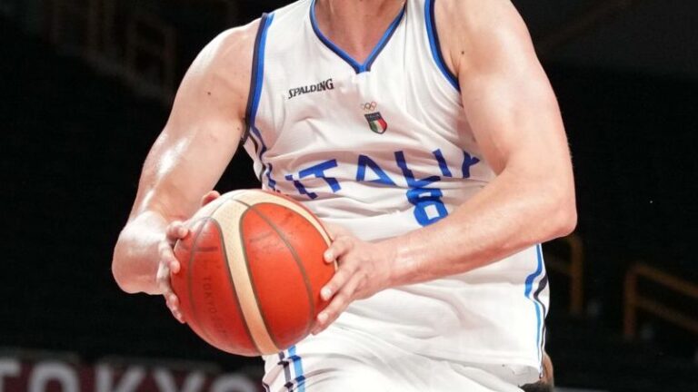 22. Luigi Suigo | Center