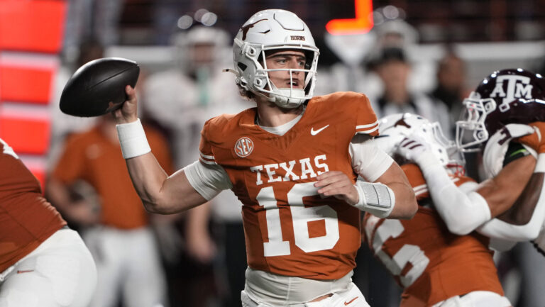 2. Texas Longhorns