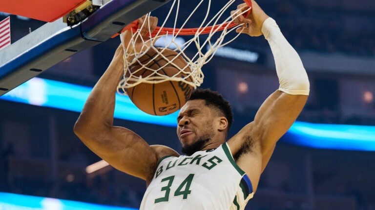 1. Giannis Antetokounmpo | Forward