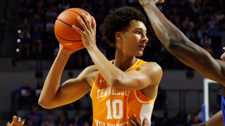 11. Golden State Warriors: Nate Ament (Tennessee)