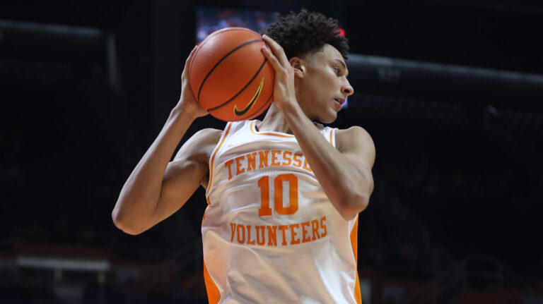17. Nate Ament | Forward