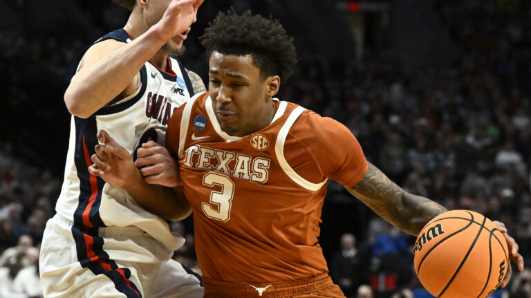 23. Dailyn Swain | SG/SF | Texas