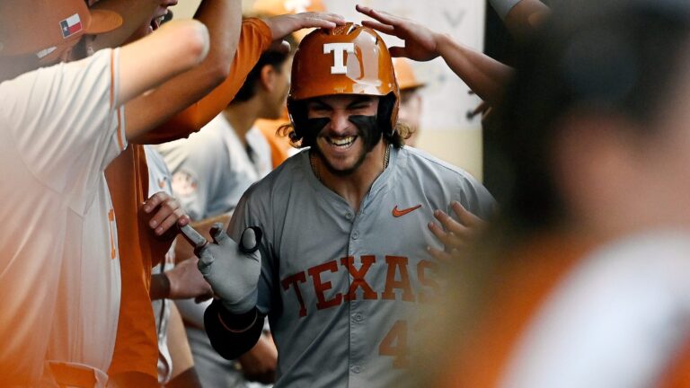 CF Aiden Robbins, Texas