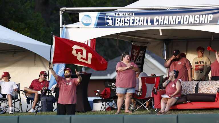 11) Oklahoma Sooners