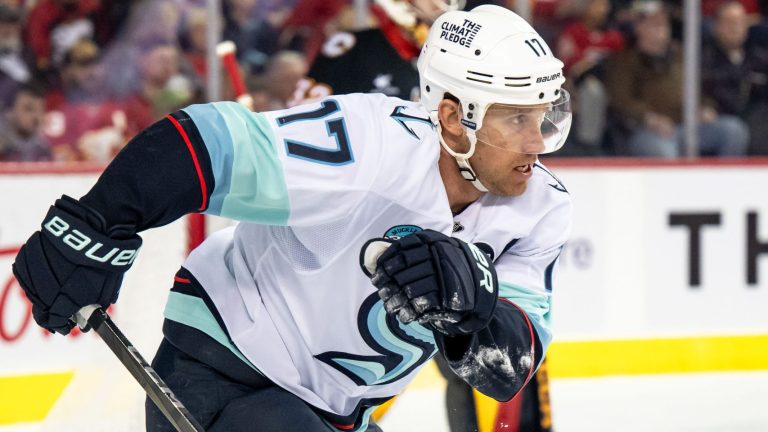 25. Jaden Schwartz