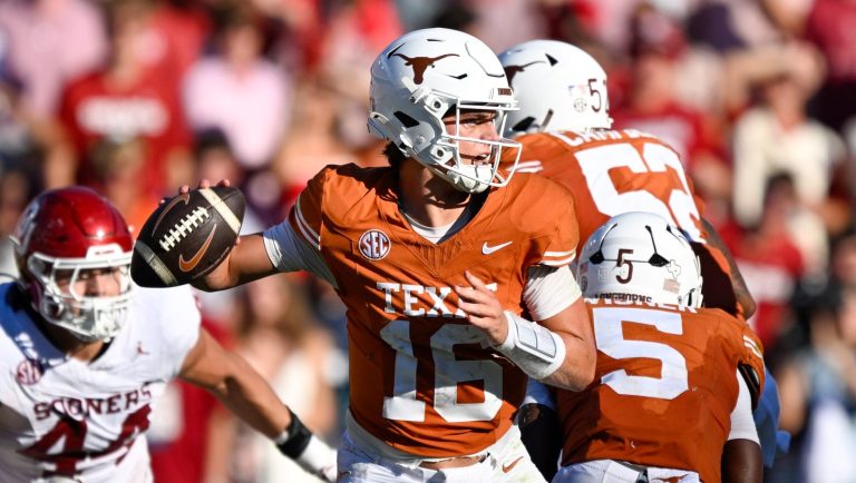 3) Texas Longhorns