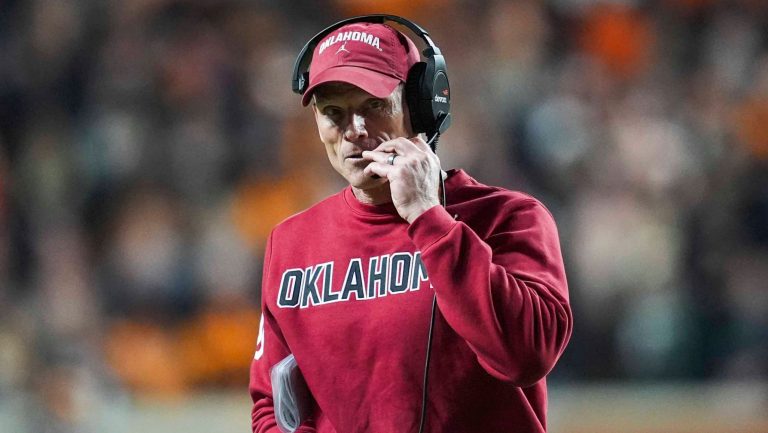 6) Oklahoma Sooners