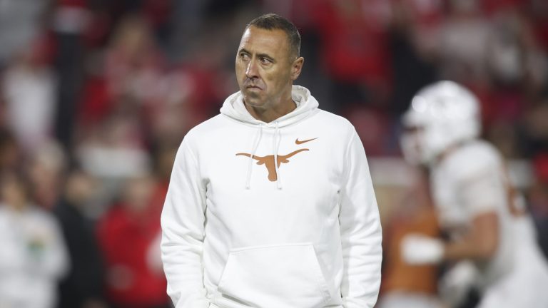 1) Texas Longhorns