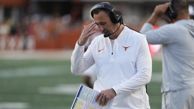 1) Texas Longhorns