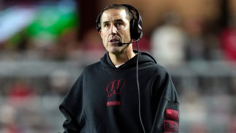 14) Wisconsin Badgers