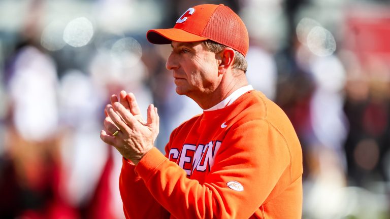 22) Clemson Tigers