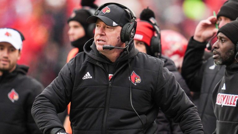 23) Louisville Cardinals