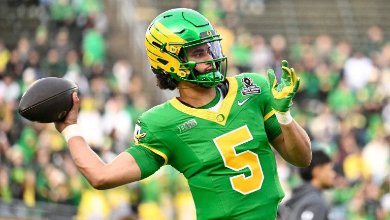 4) Oregon Ducks