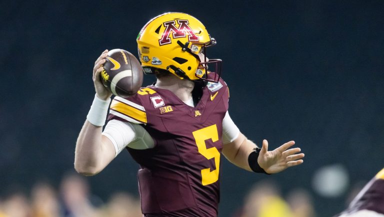 23) Philadelphia Eagles: QB Drake Lindsey, Minnesota