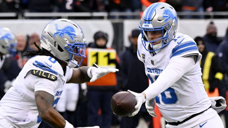Yahoo! Sports Experts Rank the Top 10 Fantasy RBs