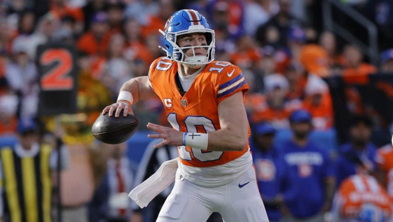 16) Denver Broncos
