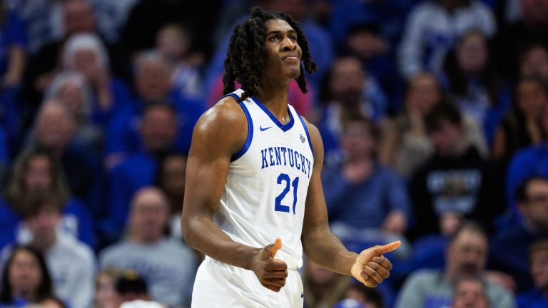 17) Dallas Mavericks (Mock Trade from OKC): C Jayden Quaintance, Kentucky