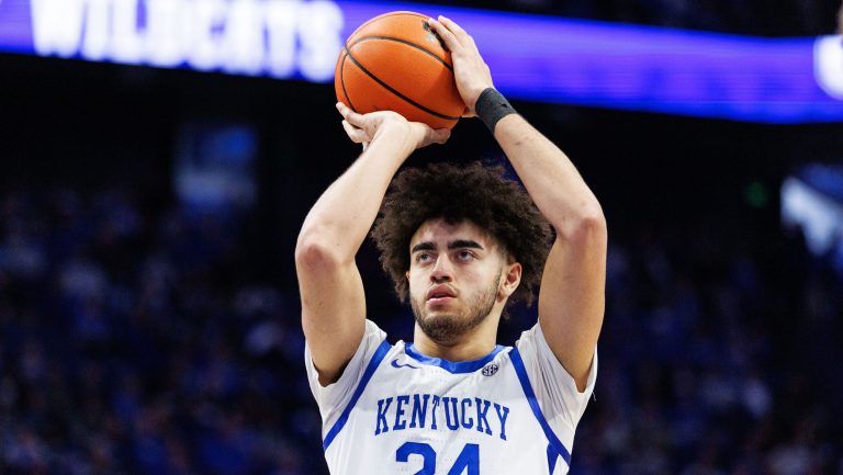20) Charlotte Hornets (via MIA): C Malachi Moreno, Kentucky