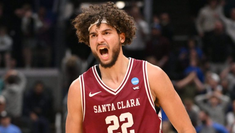 20) San Antonio Spurs: F Allen Graves, Santa Clara