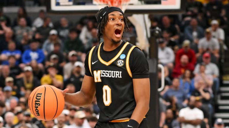 79) Anthony Robinson II