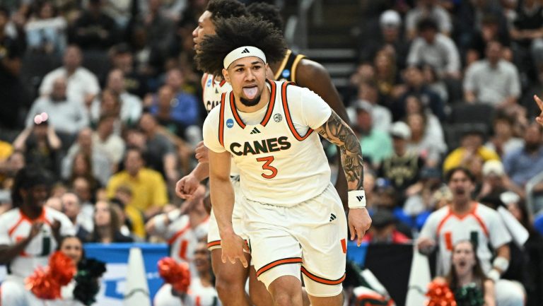 52) LA Clippers: G Tre Donaldson, Miami