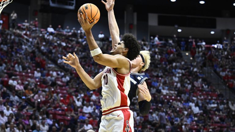 26) Denver Nuggets: F Koa Peat, Arizona