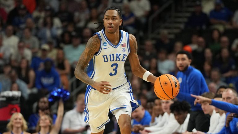 28) Minnesota Timberwolves: G Isaiah Evans, Duke