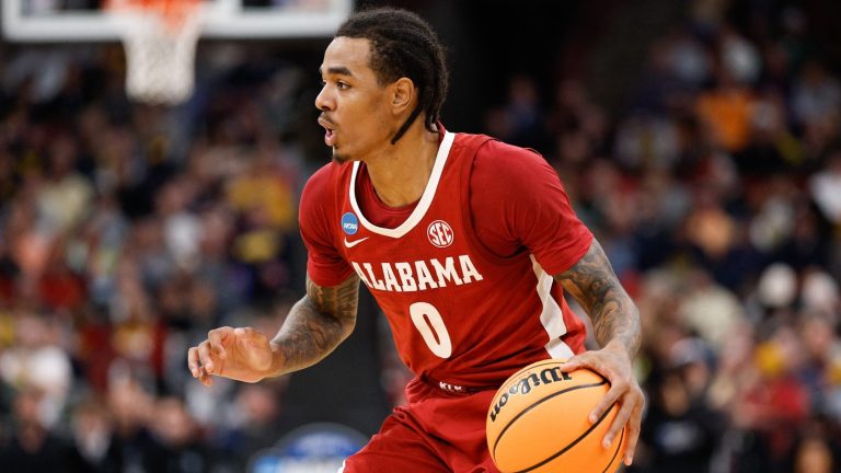 17) Oklahoma City Thunder (via PHI): G Labaron Philon Jr., Alabama