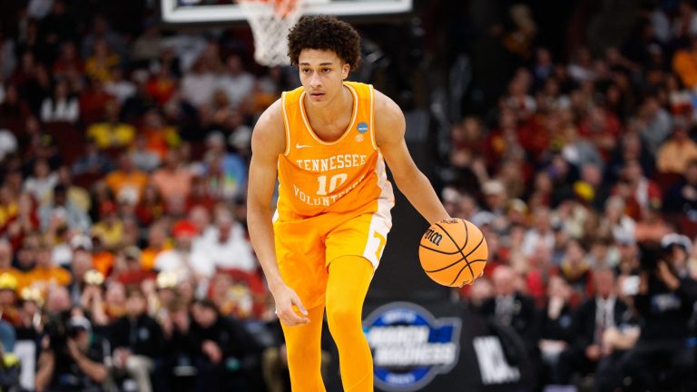 12) Oklahoma City Thunder: F Nate Ament, Tennessee