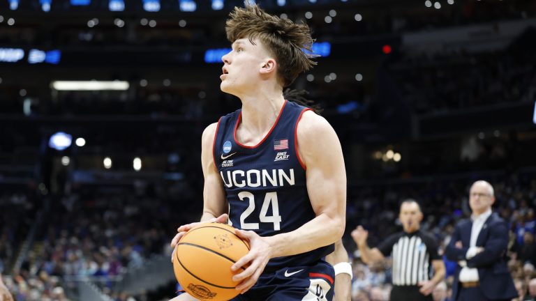 4) Chicago Bulls: G Braylon Mullins, UConn