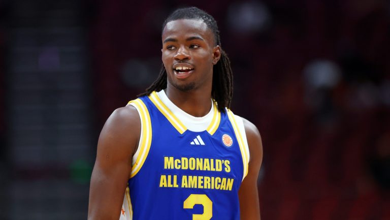 3) Houston Rockets (via BKN): G Caleb Holt, Arizona
