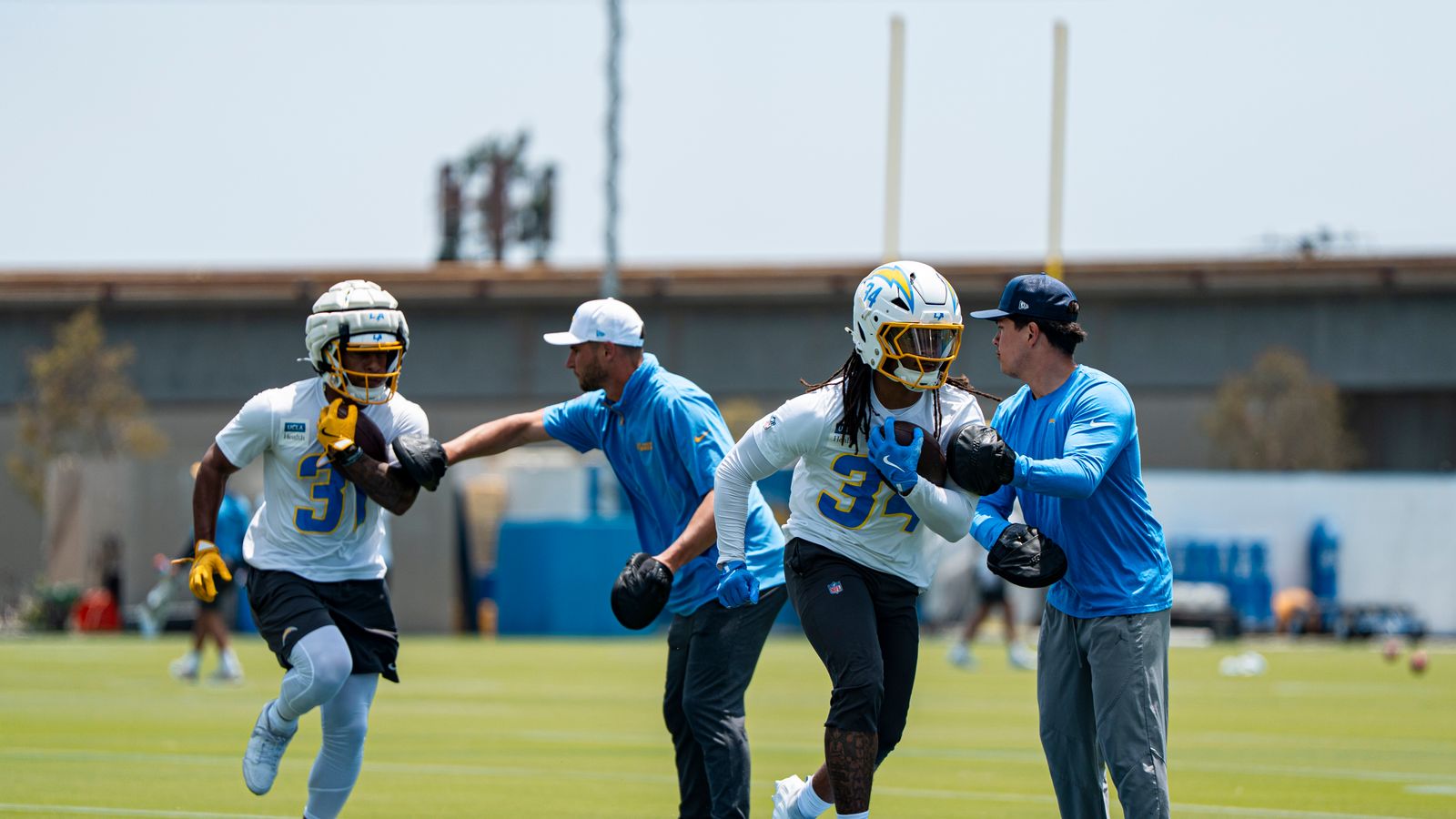 Chargers RBs Greg Desrosiers and Keaton Mitchell in OTA drills
