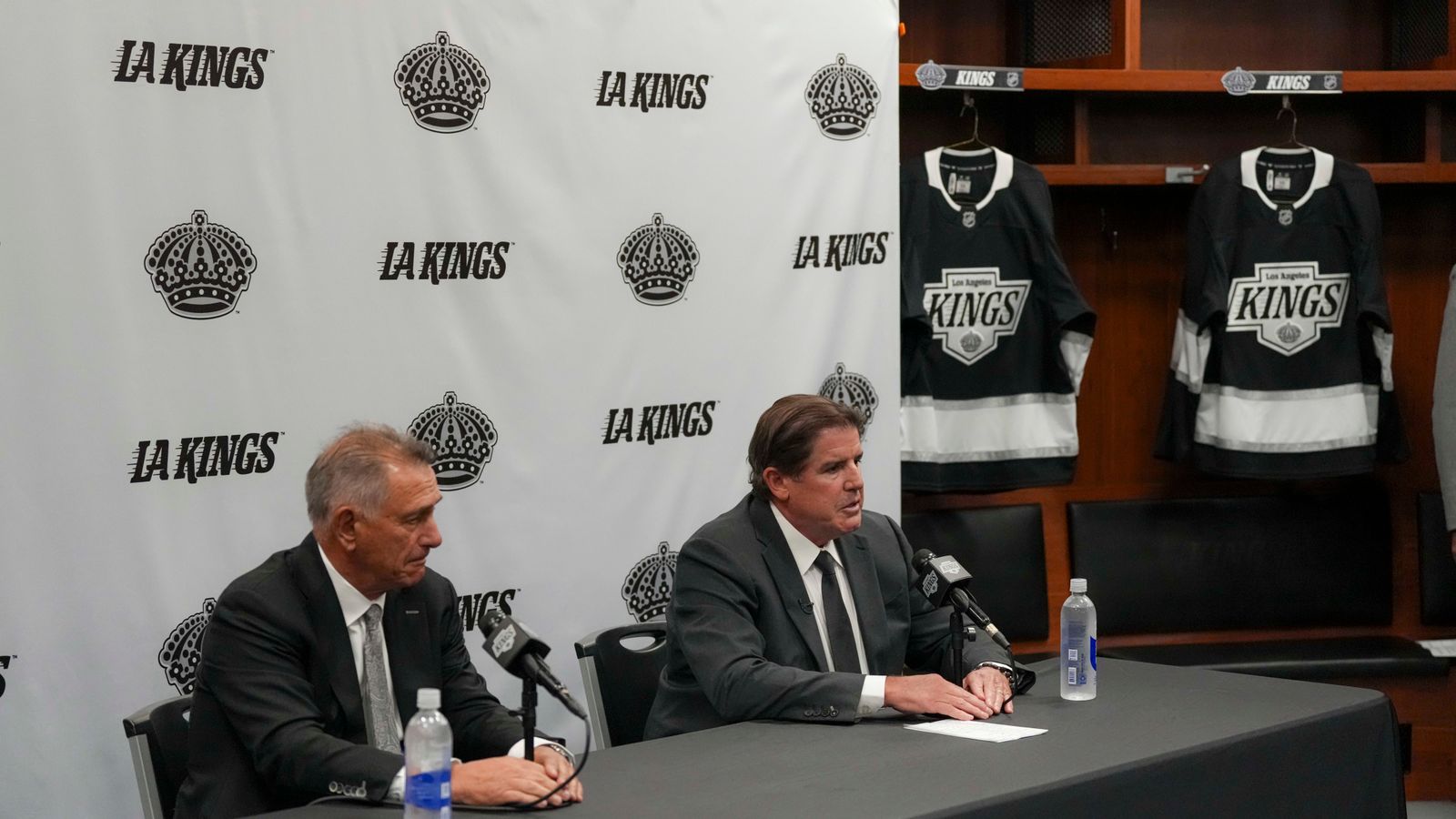 Ken Holland introduces Peter Laviolette as Kings' new head coach.