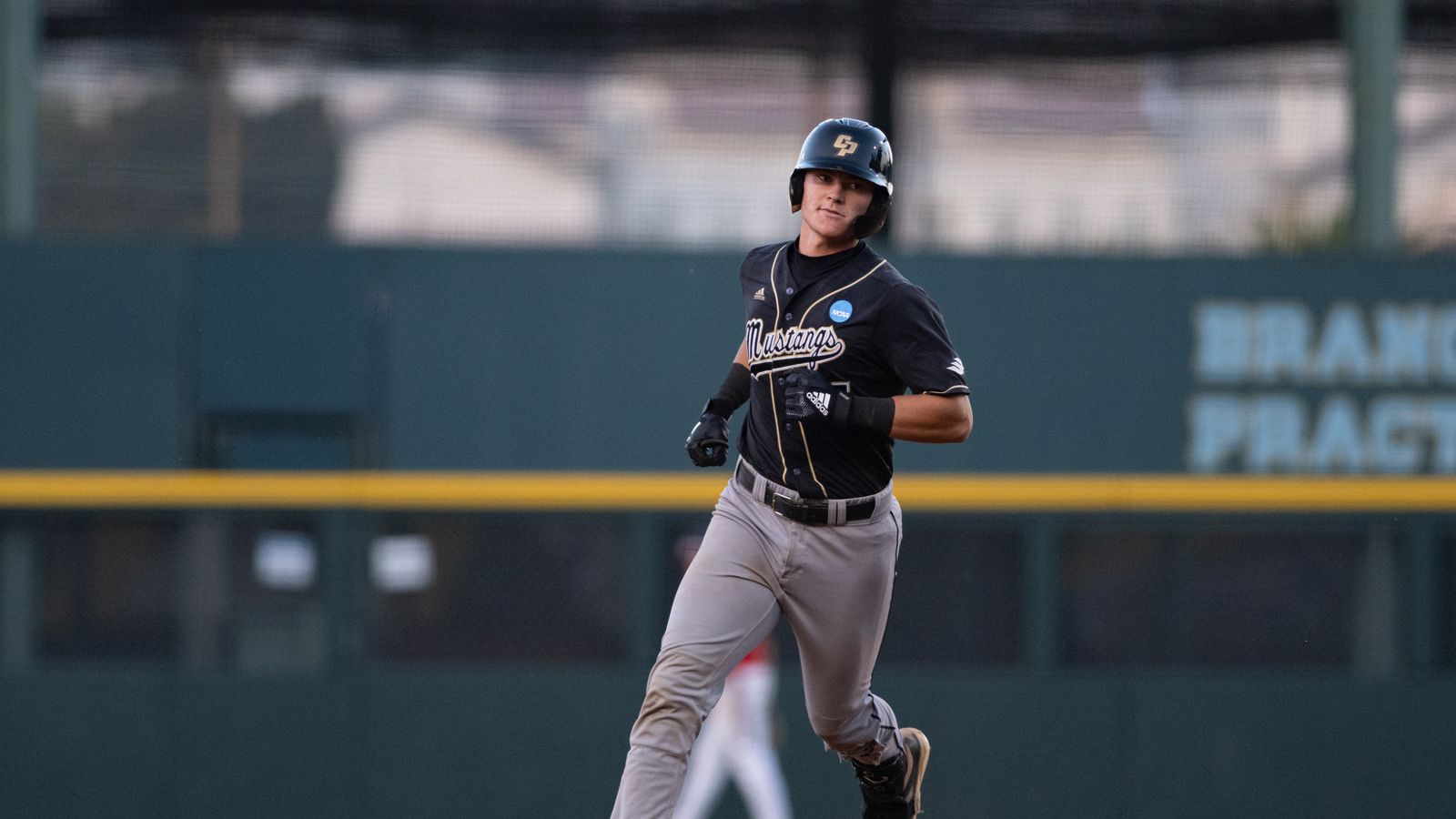 Ryan Tayman homers in NCAA regional championship game
