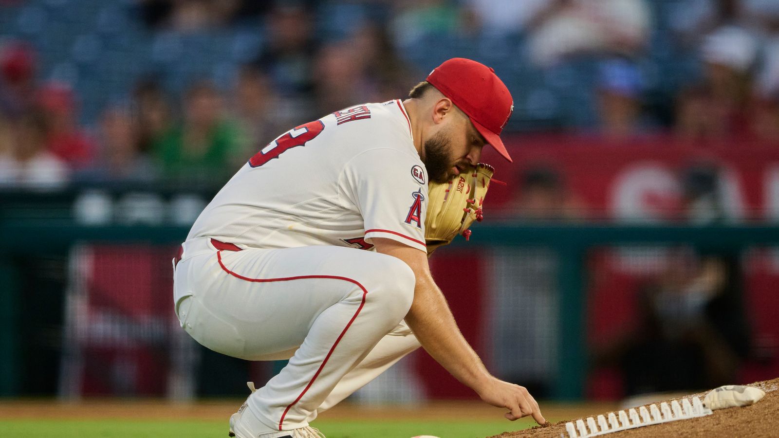 Chase Silseth's mound ritual, Angels vs. Rays, June 2026