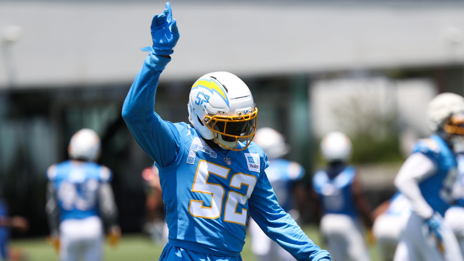Khalil Mack active in mini camp drills at The Bolt