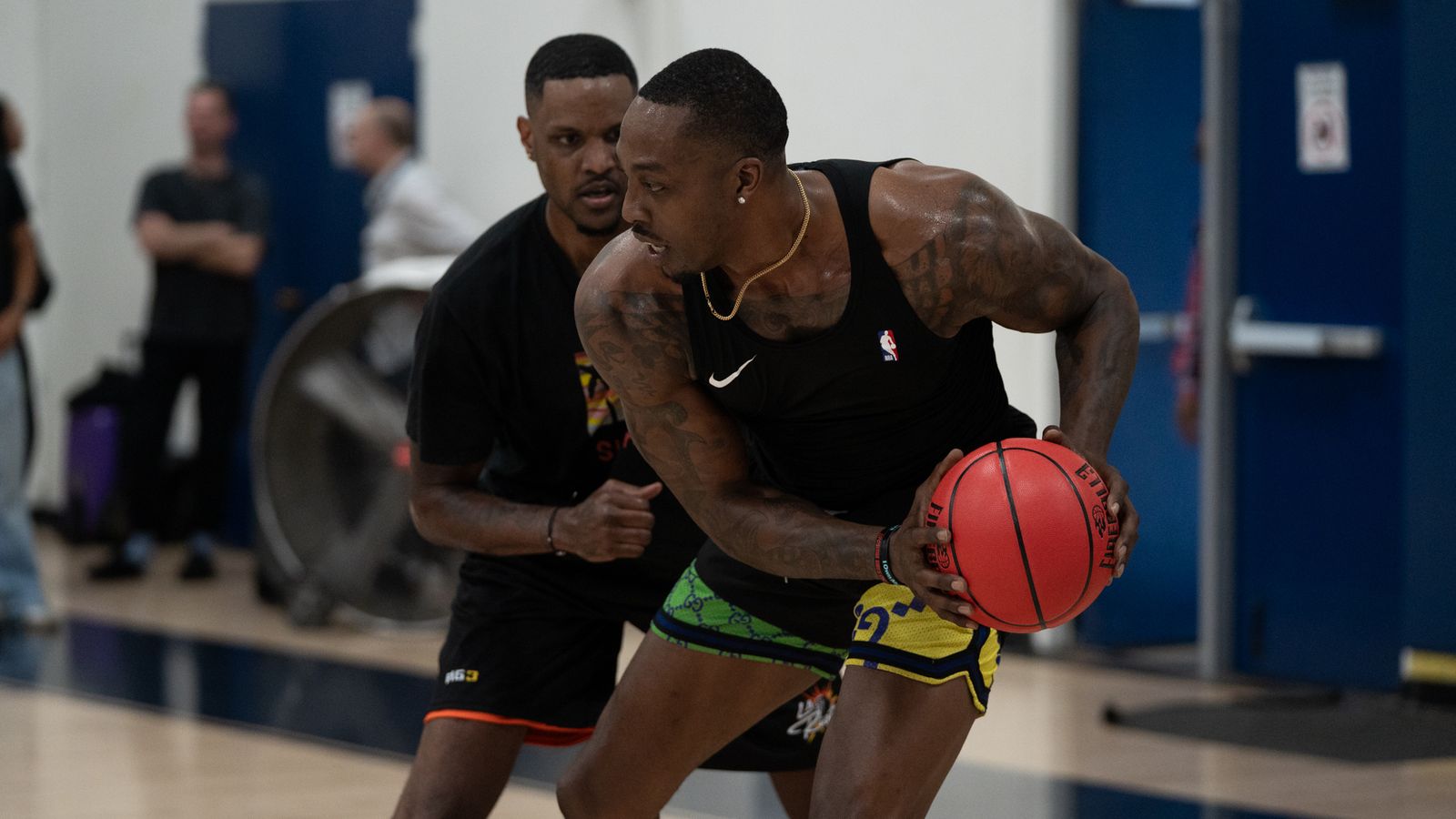 Dwight Howard battles in the post at LA Riot practice