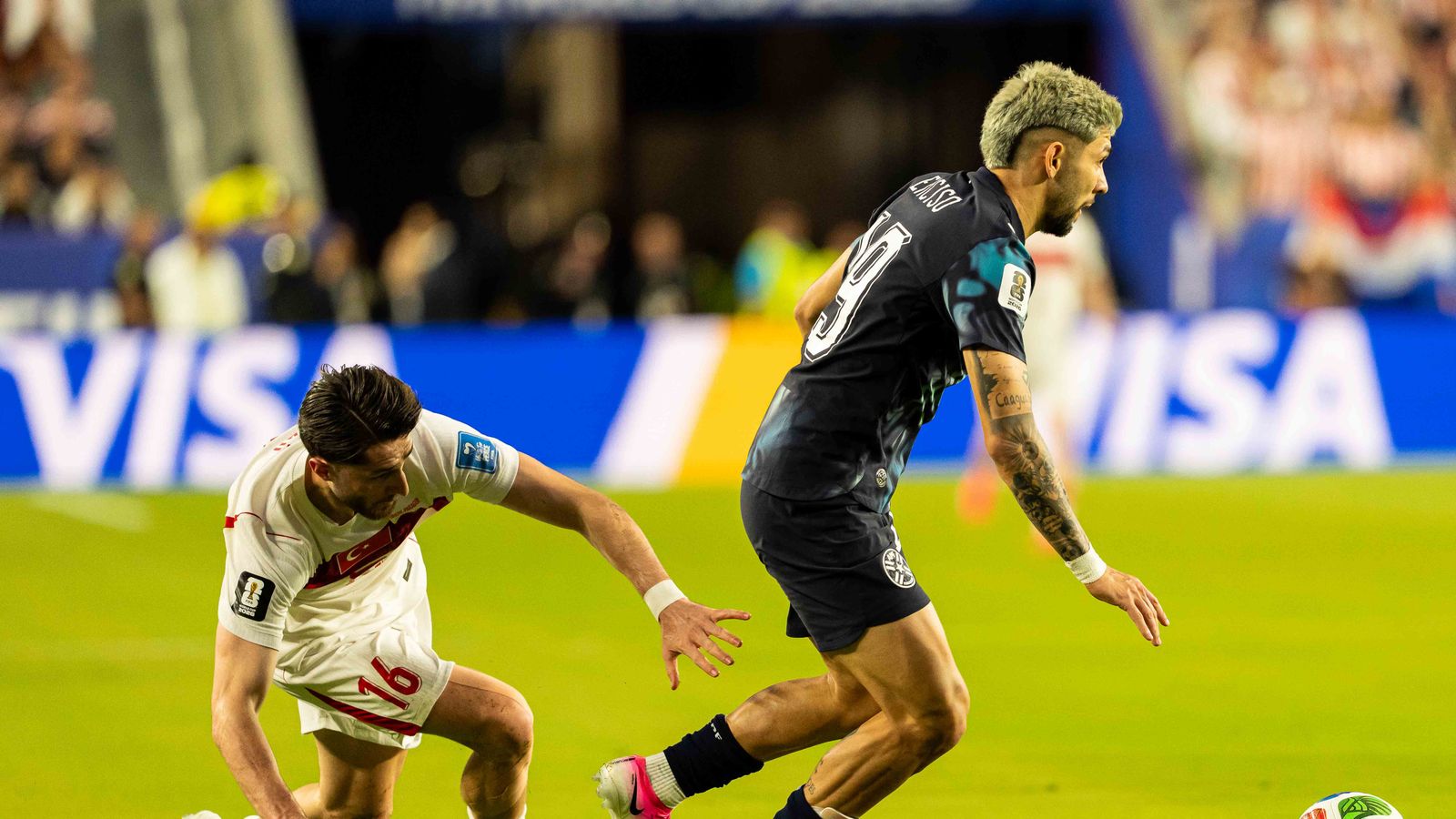 Julio Enciso Evades Opponent, World Cup 2026