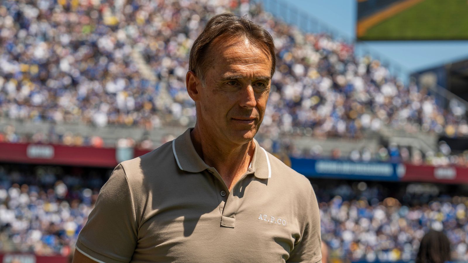 Coach Julen Lopetegui before the match between Bosnia-Herzegovina and Qatar.