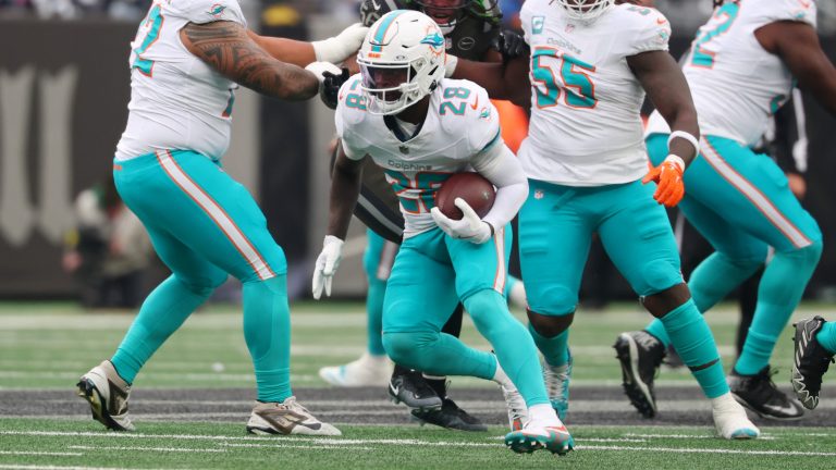 7. De'Von Achane
