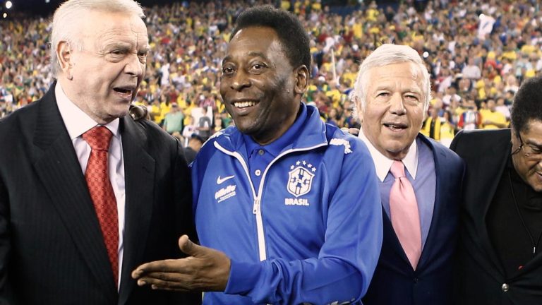 6. Pelé
