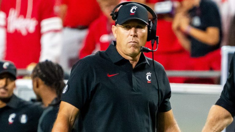 60) Cincinnati Bearcats